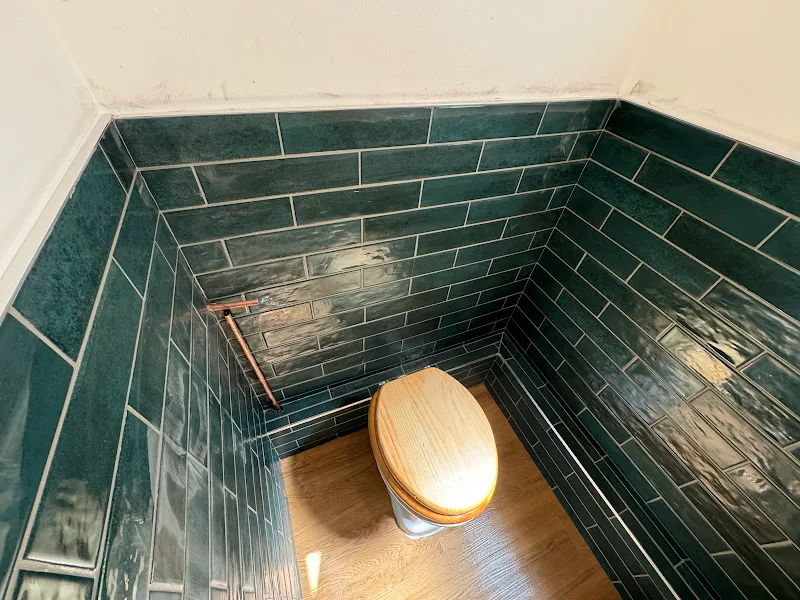 Bathroom tiling